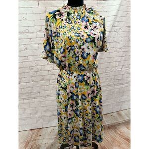 Maggy London polyester flower summer  dress  size 6